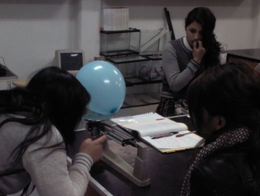 Pesando el globo con aire